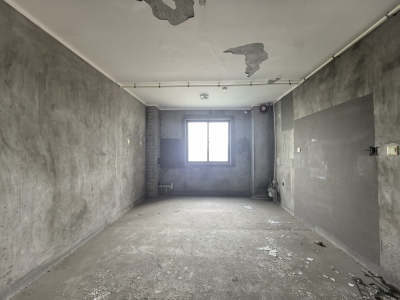 东湖瑞景 3室2厅2卫 100万 业主急售,VR房