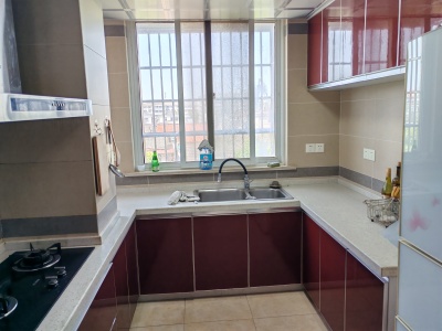 银湖·波尔卡国际花园