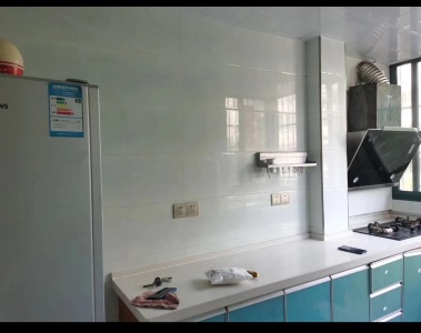 金玉兰花园 2室2厅1卫 900元/月 家电齐全