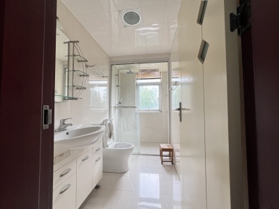 凤凰城中岛蔷薇苑