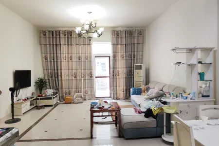 三山碧桂园翠堤春晓 4室2厅3卫 125万元 南北通透,业主急售,性价比高