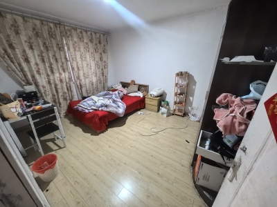 港湾新苑3室2厅1卫南北精装真实好房