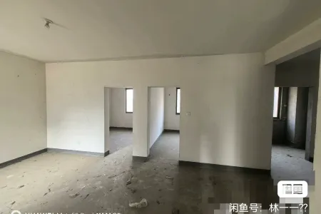 圣庭湖畔3房2厅1卫南毛坯真实好房