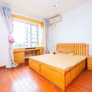 凤凰城北岛水云间