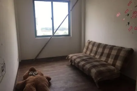 石城湖小区 2室2厅1卫 800.0元/月 南北通透,采光充足