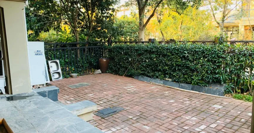 凤凰城中岛玫瑰苑别墅