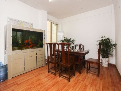 铁佛花园 2室2厅1卫 1,200元/月 唯一住房,学区房,满两年