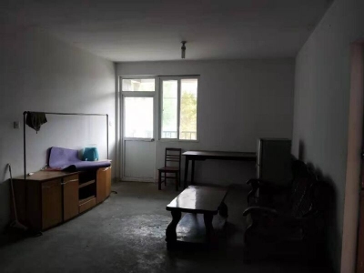 金湾锦苑3室2厅1卫南毛坯真实好房