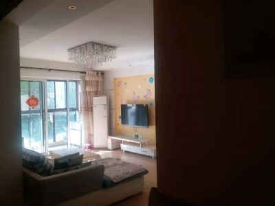 柏庄春暖花开 3室2厅1卫 1,900元/月 南北通透,采光充足