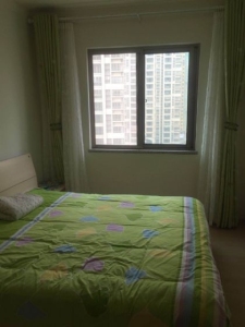 三山碧桂园镜湖春色 3室2厅1卫 1,300元/月 南北通透,低首付