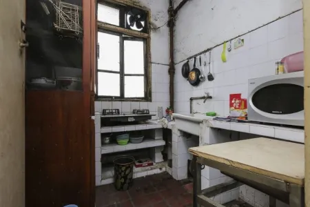 向阳小区(弋江) 2室1厅1卫 600元/月 采光充足,房产证在手里