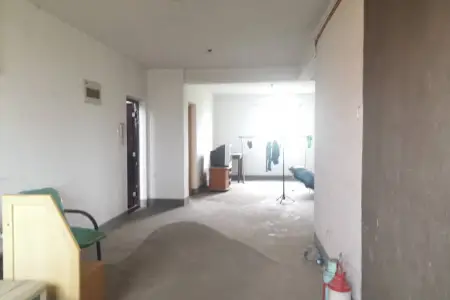 银湖·波尔卡国际花园3房2厅1卫南北毛坯真实好房