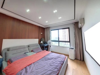 东方龙城采薇苑