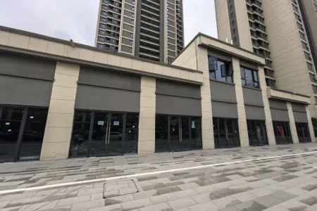 大发铭悦四季临街商铺毛坯真实好房