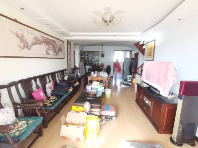 鹊桥小区四村5室2厅2卫南北精装真实好房