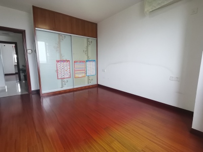 凤凰城南岛云杉轩