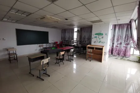 泰鑫商务中心商业街南简装真实好房