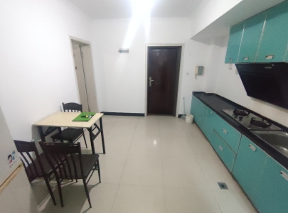 东部星城西区 1室1厅1卫 40万 南北通透,采光充足,三证齐全