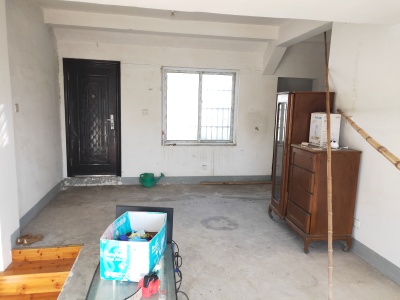 龙湖新城一期C区