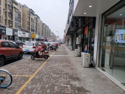 银湖·波尔卡国际花园南区