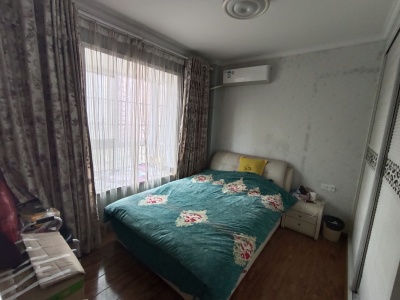 香江比华利山庄