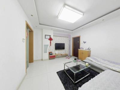 天泰花园 2室2厅1卫 1,800元/月 南北通透,三证齐全,满两年