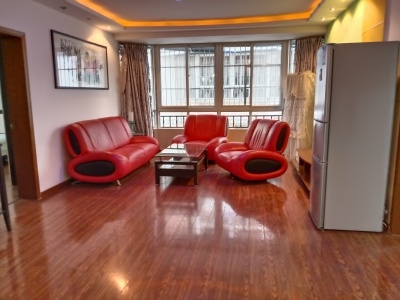 清华园 3室1厅1卫 82万 学区房,满两年,采光充足