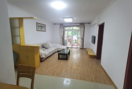 凤凰城南岛银杏轩 3室2厅1卫 1,400元/月 房产证在手里,视频房