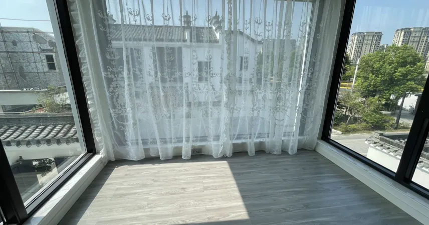 新华联鸠兹古镇