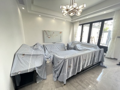 新华联鸠兹古镇