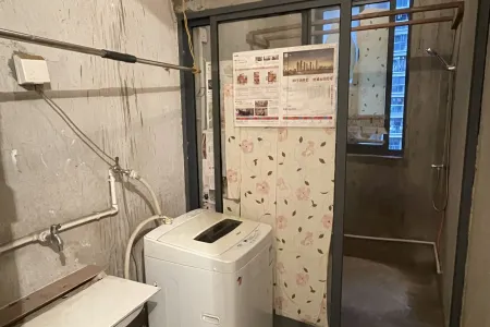 儒林西苑 2室2厅1卫 80万元 南北通透,三证齐全