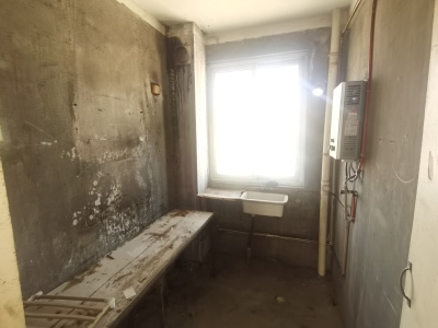 银湖·波尔卡国际花园南区