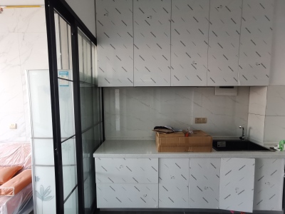 绿地新都会 1室1厅1卫 32万 商住两用