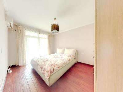 凤凰城中岛蔷薇苑