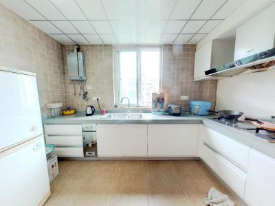 凤凰城中岛蔷薇苑