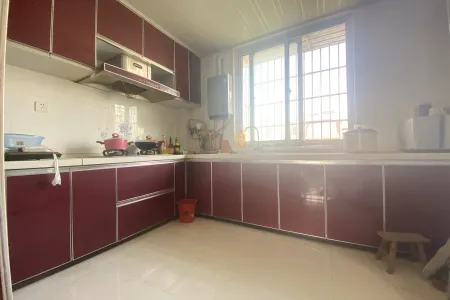 金湾锦苑3房2厅1卫南精装真实好房