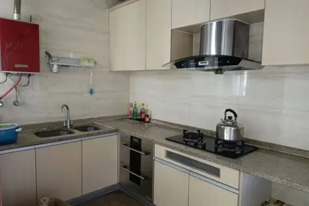 三山碧桂园双潭映月 3室2厅2卫 1,100元/月 南北通透,采光充足