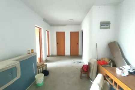 保定新城三期2室1厅1卫南毛坯真实好房