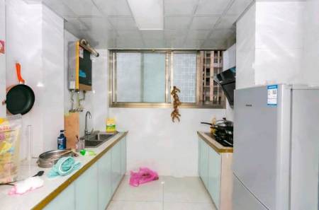 保定新城二期 1室1厅1卫 1000元/月 南北通透,商住两用,采光充足