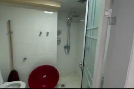 中央城财富街 1室1厅1卫 2,000元/月 南北通透