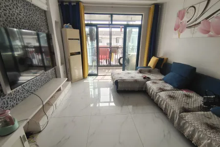 明园小区 3室2厅1卫 1,900元/月 南北通透,采光充足,落户