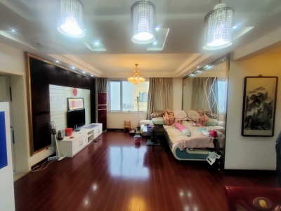 凤凰城北岛翡翠居