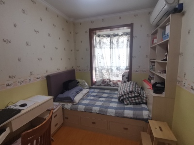 香江比华利山庄