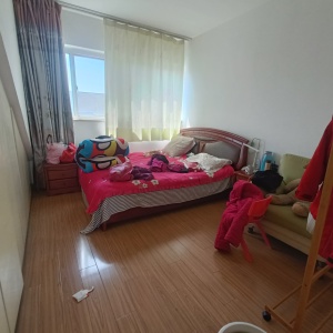 凤凰城中岛蔷薇苑