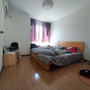 凤凰城中岛蔷薇苑