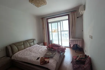 银湖·波尔卡国际花园南区2房2厅1卫南北中装真实好房