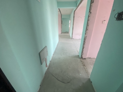 华强广场 3室2厅2卫 185万元 南北通透,三证齐全
