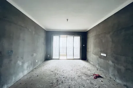 三山碧桂园镜湖春色