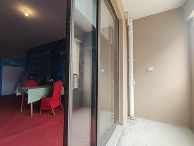 深业华府春天里