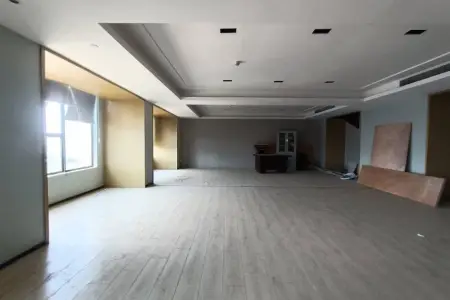 绿地新都会 甲级 25.0万 高回报率,办公首选,创业首选,地标建筑,知名物业,甲级写字楼,地铁10分钟